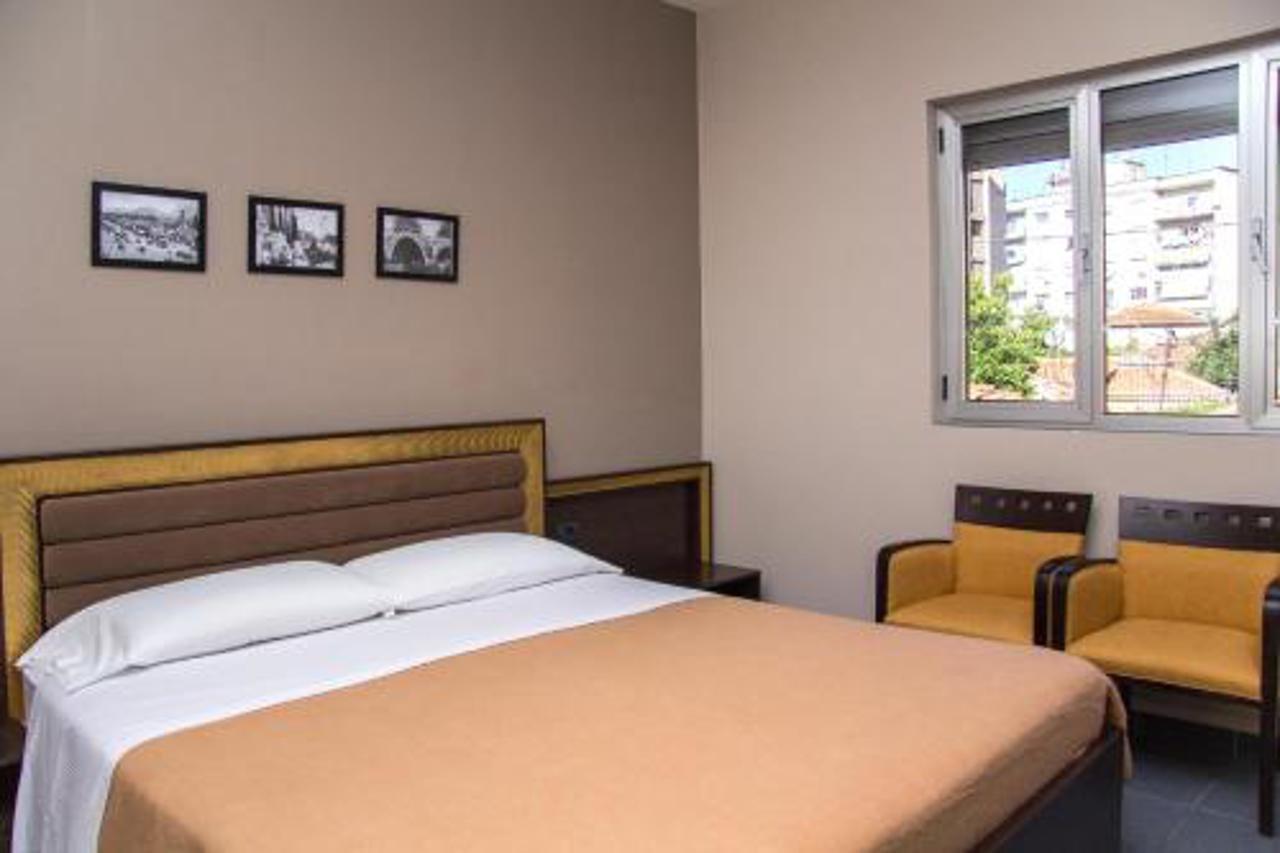Old Town Rooms Tirana Exterior foto